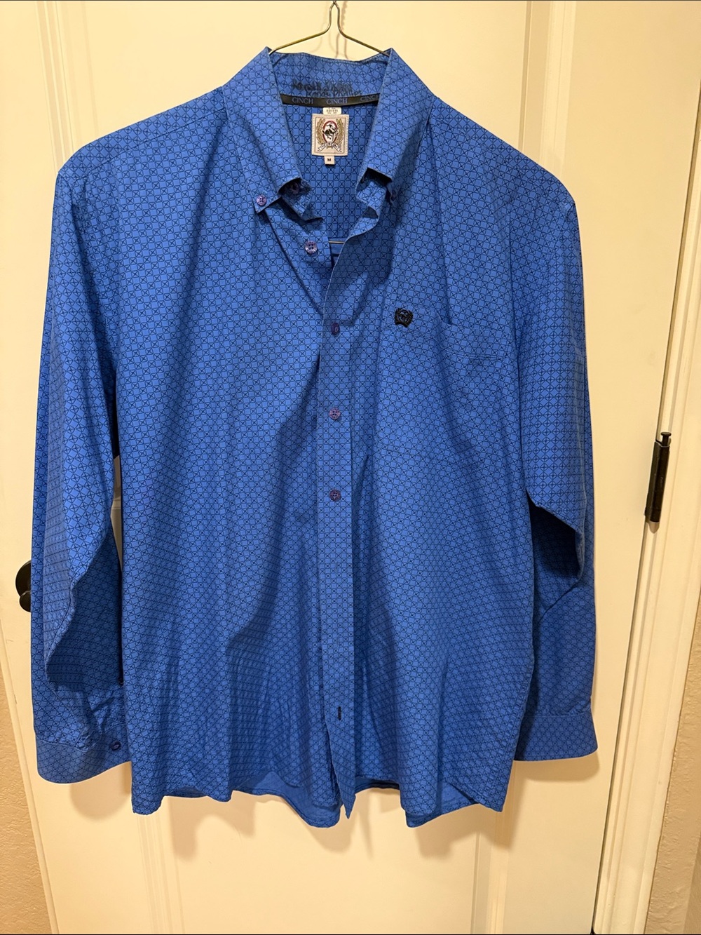 Cinch Men's Blue Geometric Button-Up Shirt